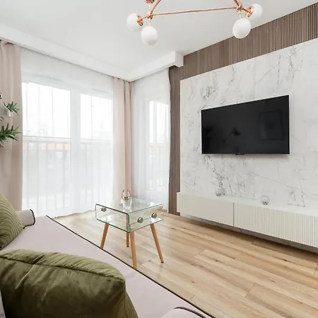 Elegant & Cozy With Balcony By Renters * Vratislav