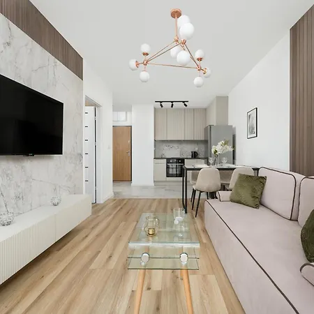 Elegant & Cozy With Balcony By Renters * Vratislav